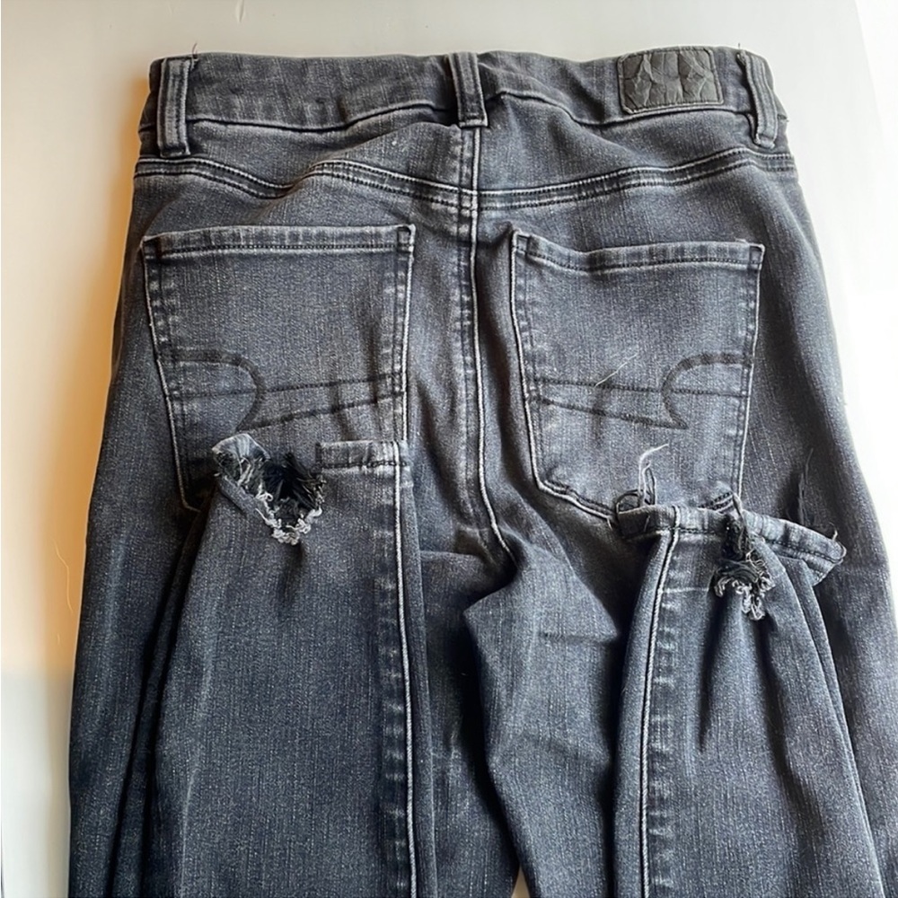 American Eagle size 2 curvy, high-rise jeans.